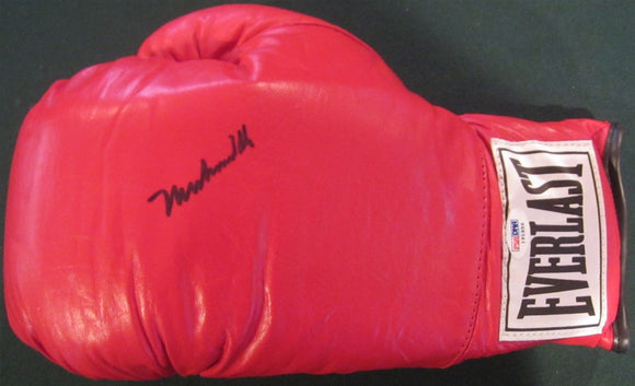 Muhammad Ali Signed Autographed Everlast Boxing Glove (PSA/DNA COA)