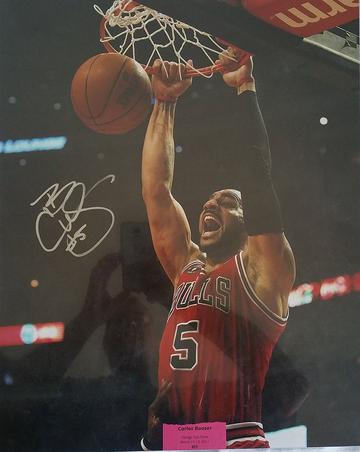 Carlos Boozer Signed Autographed Glossy 16x20 Photo Chicago Bulls (SA COA)