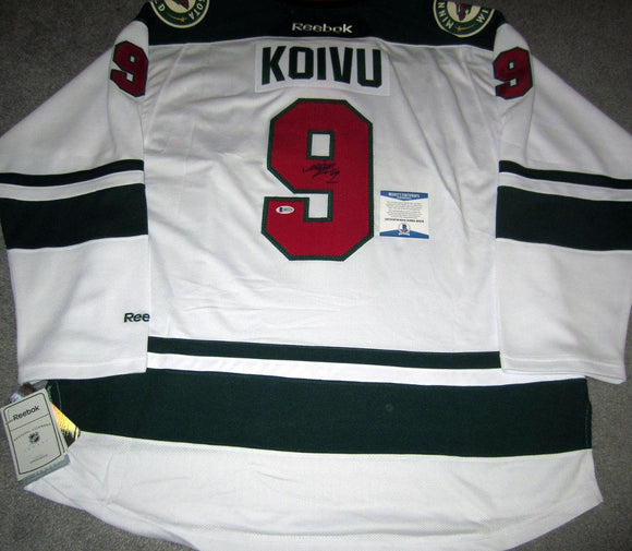 Mikko Koivu Signed Autographed Minnesota Wild Hockey Jersey (Beckett COA)