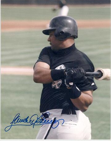 Sandy Alomar Jr. Signed Autographed Glossy 8x10 Photo Chicago White Sox (SA COA)