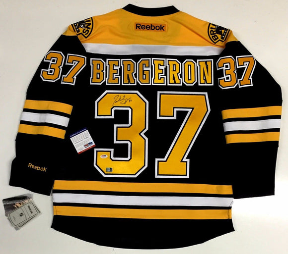 Patrice Bergeron Signed Autographed Boston Bruins Hockey Jersey (Beckett COA)