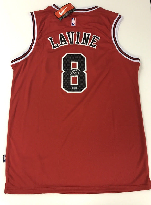 Zach Lavine Signed Autographed Chicago Bulls Basketball Jersey (Beckett COA)