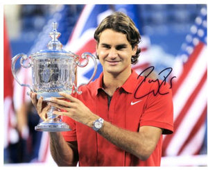 Roger Federer Signed Autographed Glossy 8x10 Photo (Fanatics COA)
